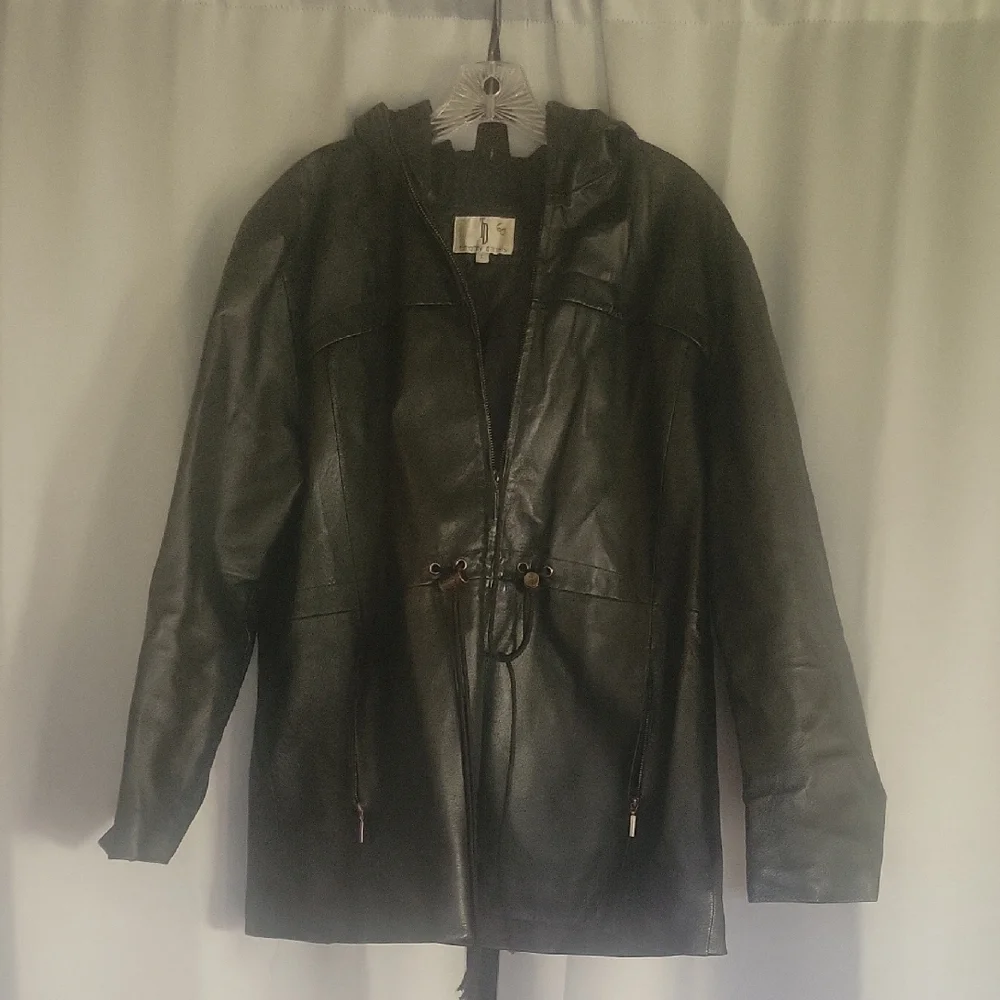 Men's Sleek Black Raincoat with Hood